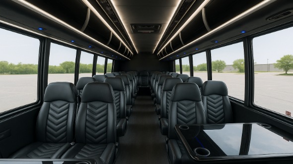 moore 35 passenger minibus rental
