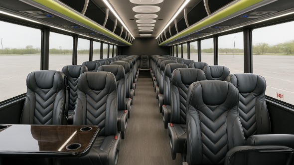 plano 28 passenger minibus